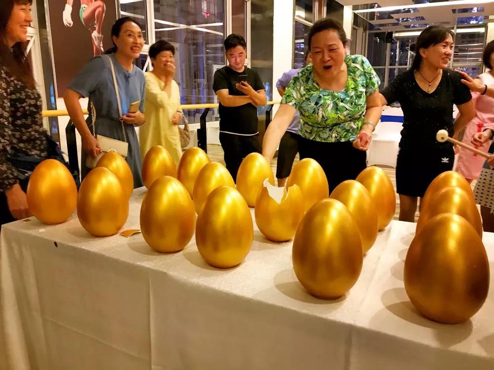 砸金蛋抽獎.jpg 砸金蛋抽獎.jpg