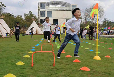 快樂(lè)成長(zhǎng) .jpg