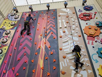 攀巖.jpg 攀巖.jpg