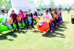 毛毛蟲大作戰.jpg 毛毛蟲大作戰.jpg