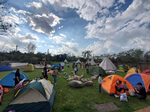 戶外露營.jpg 戶外露營.jpg